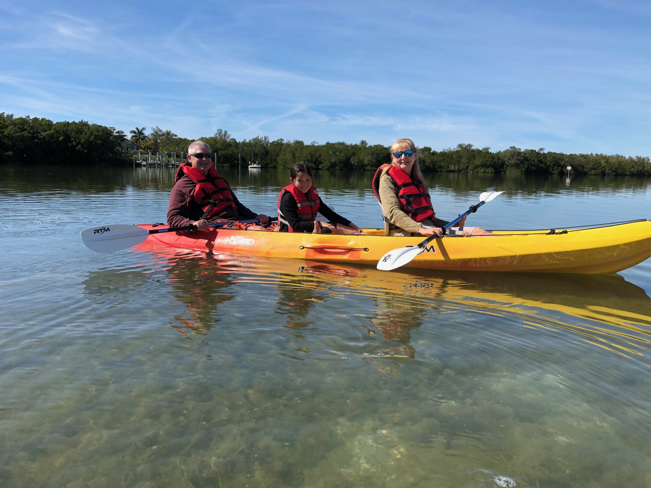 guided kayak tours in Englewood