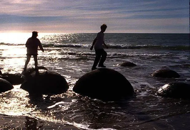Maori Legend of the Moeraki Boulders Maori Legend of the Moeraki Boulders