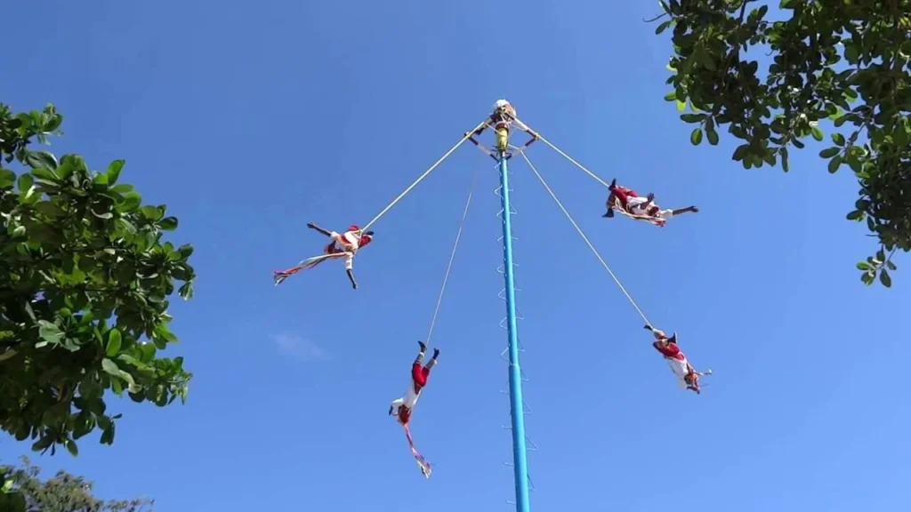 Witness the Thrilling Voladores de Papantla Ritual Witness the Thrilling Voladores de Papantla Ritual