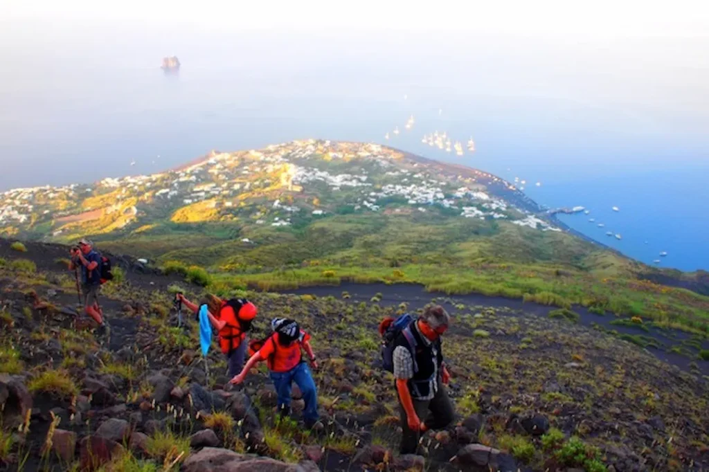 Expect on the Stromboli Hike Expect on the Stromboli Hike